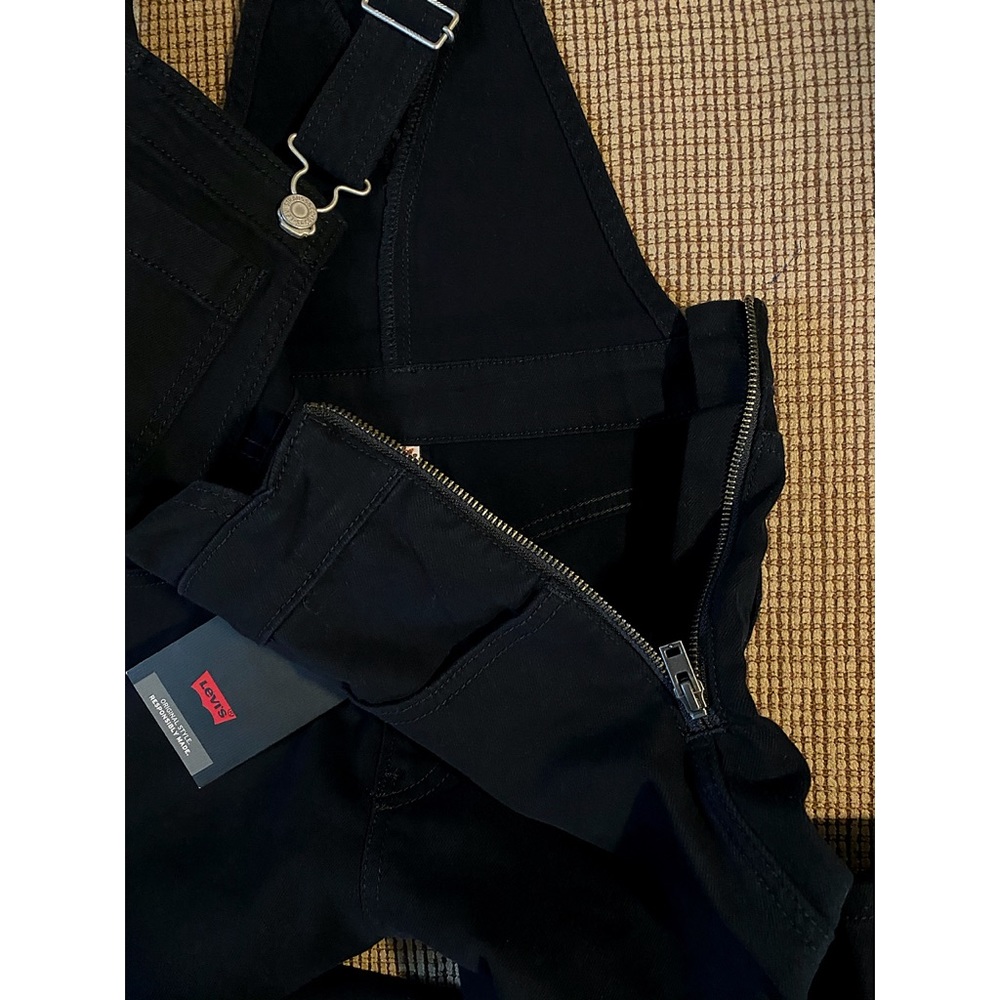 🏷 🆕 Levi’s Black Denim Jumpsuit - Picture 12 of 16